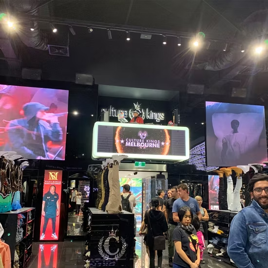 Sorotan Layar Kaca: Dinamika Hiburan yang Selalu Jadi Perhatian Publik